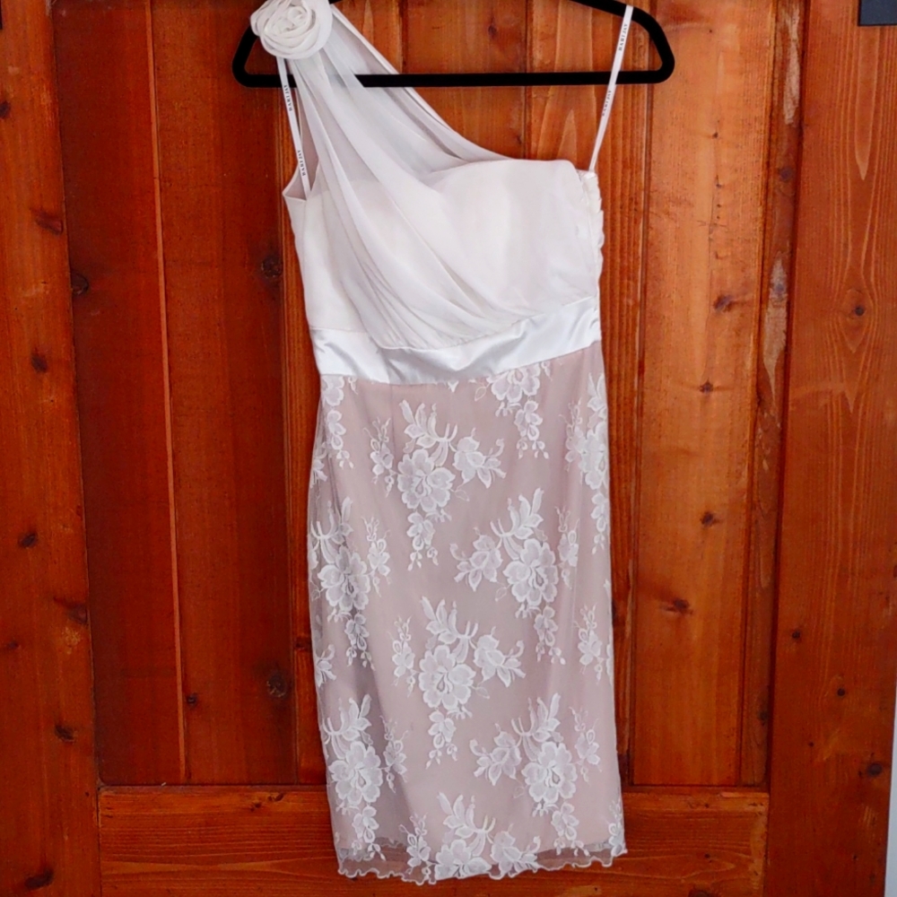 Off white, one shoulder, knee length dress, b